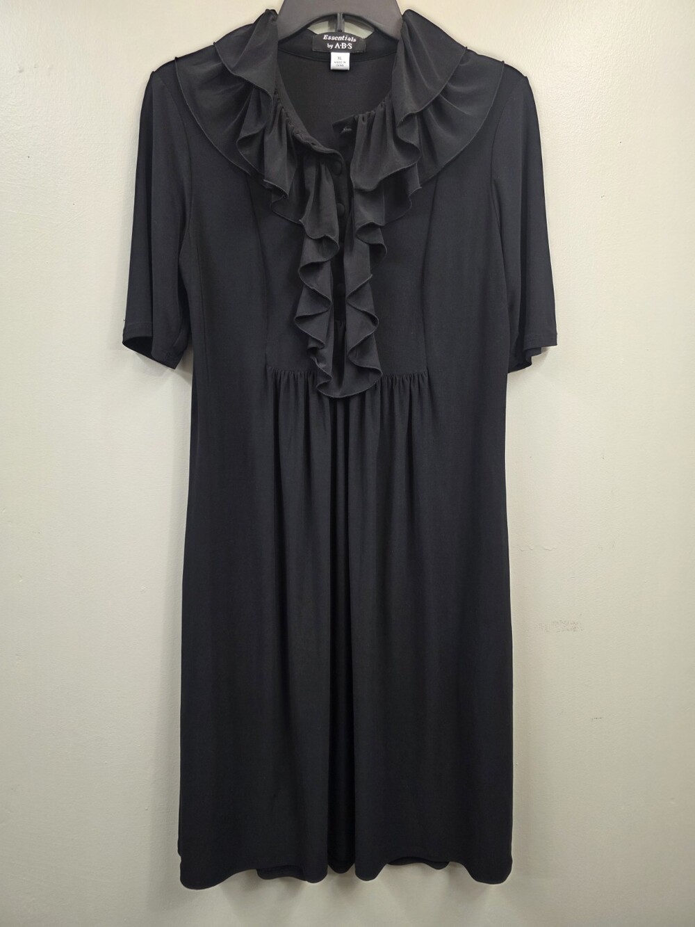 Essentials By ABS Mid-Length Ruffled Neckline Short Sleeve dress XL Black